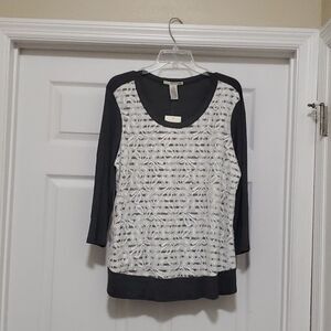 Belah & Codey Gray tee with white lace front XL